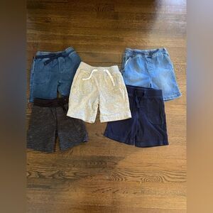 Bundle of Toddler shorts size  3